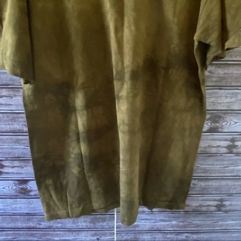 The‎ Mountain Men's Short-Sleeved Graphic Tee Size XL